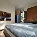 Mid Of Nature ' Bella Vista Maggiore Mit Traumhaften Seeblick, Terrasse Und Grossen Garten Holiday home Ghiffa