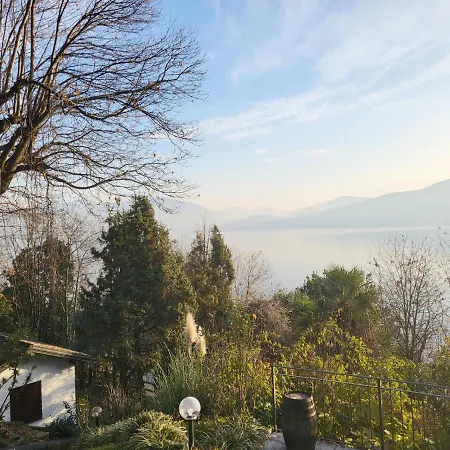 Mid Of Nature ' Bella Vista Maggiore Mit Traumhaften Seeblick Holiday home Ghiffa