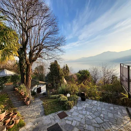 Prázdninový dům Mid Of Nature ' Bella Vista Maggiore Mit Traumhaften Seeblick, Terrasse Und Grossen Garten