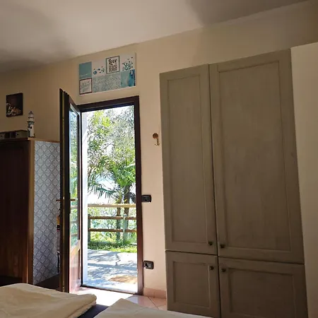 Mid Of Nature ' Bella Vista Maggiore Mit Traumhaften Seeblick, Terrasse Und Grossen Garten Prázdninový dům Ghiffa