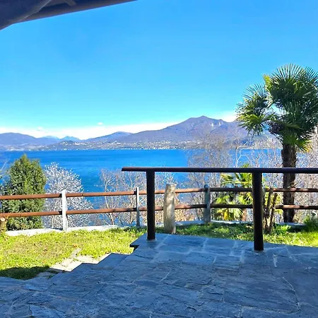 Mid Of Nature ' Bella Vista Maggiore Mit Traumhaften Seeblick, Terrasse Und Grossen Garten * Ghiffa