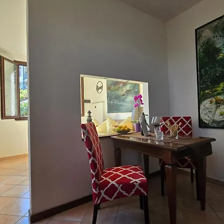 Mid Of Nature ' Bella Vista Maggiore Mit Traumhaften Seeblick, Terrasse Und Grossen Garten * Ghiffa